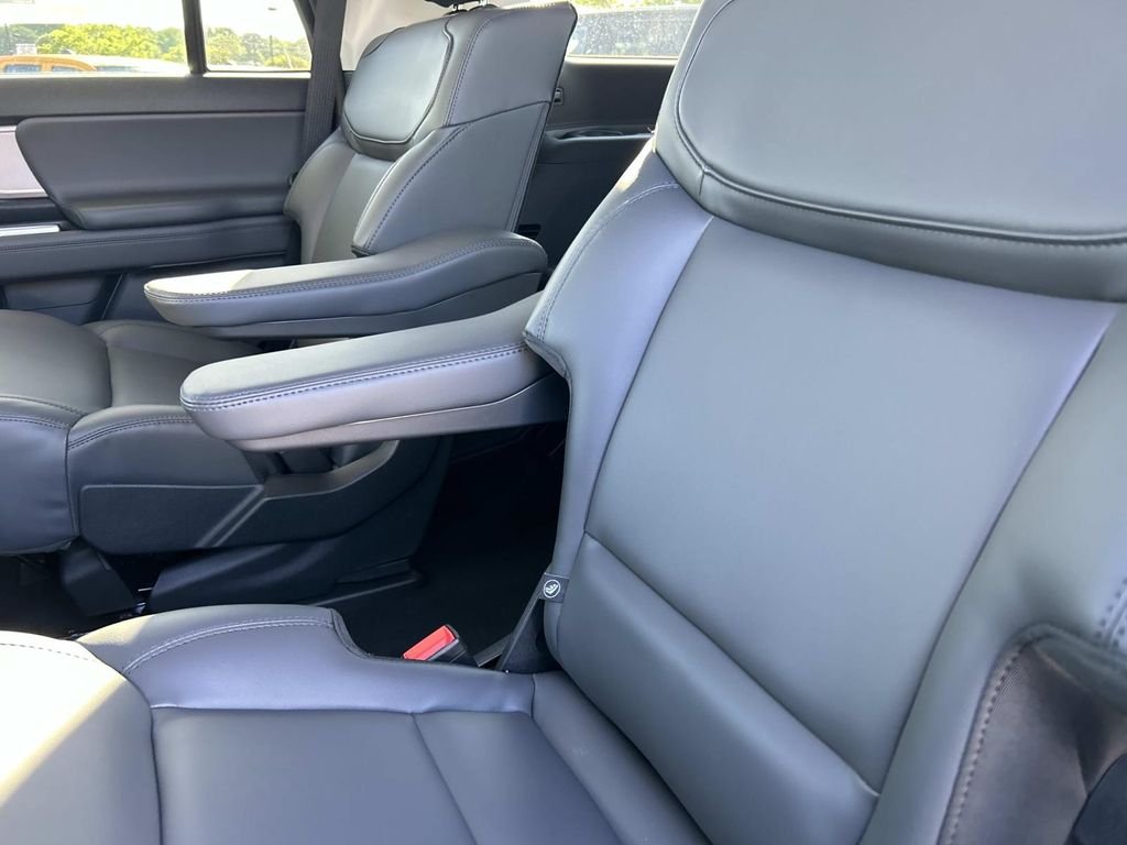 New 2026 Agate Black Metallic Ford Active image 17