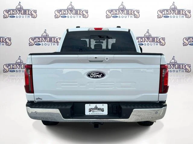Used 2025 White Ford XLT image 4