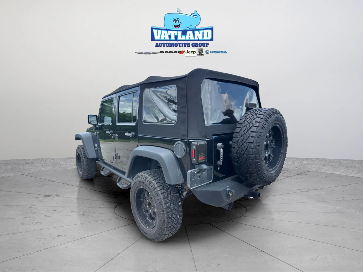 Used 2008 Black Jeep Unlimited X image 3