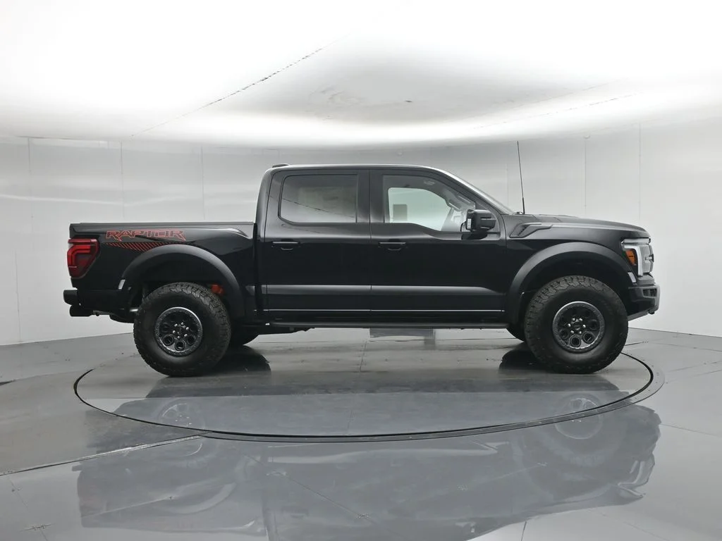 New 2026 Agate Black Metallic Ford Raptor image 31