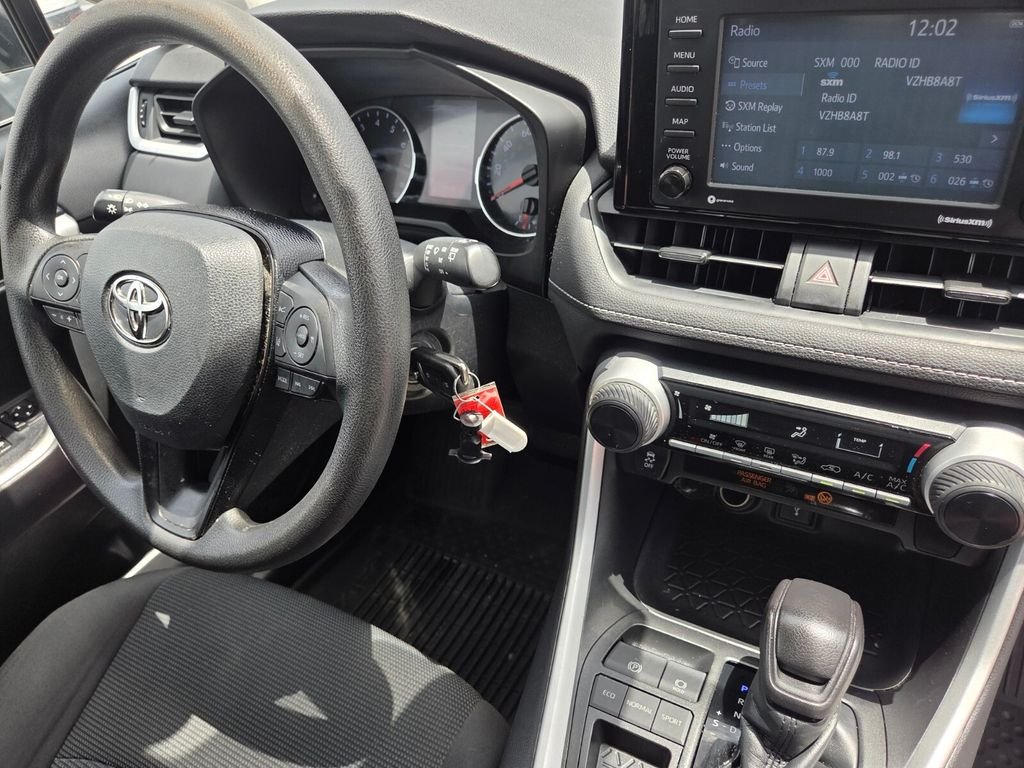 Used 2021 White Toyota LE image 30