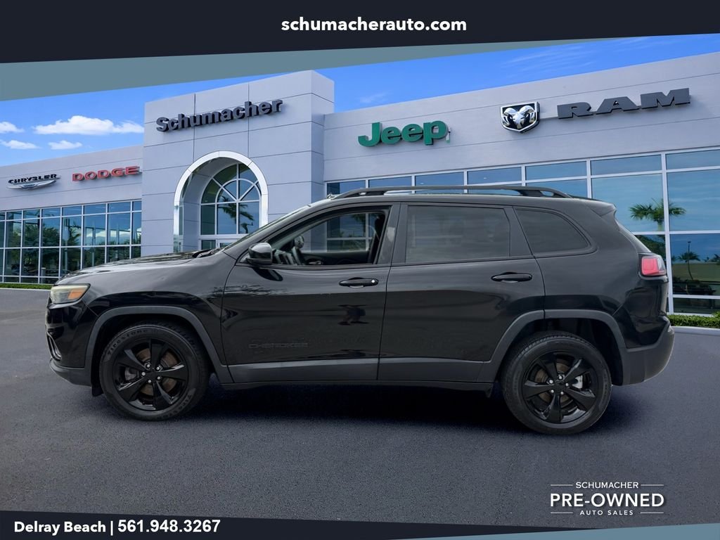 Used 2020 Black Jeep Latitude Plus image 4