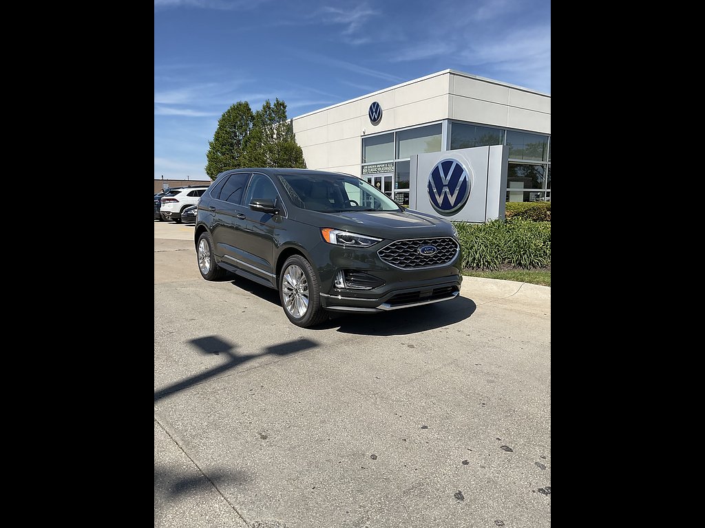 2024 Ford Edge Titanium AWD's photo