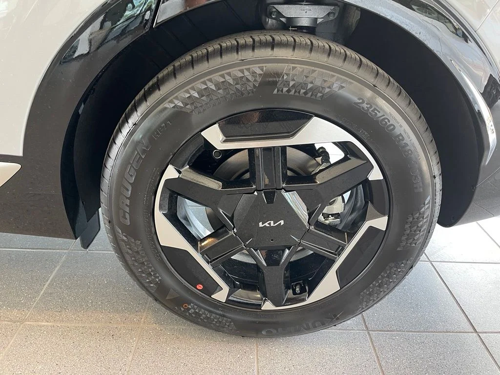 New 2026 Gray Kia SX image 32