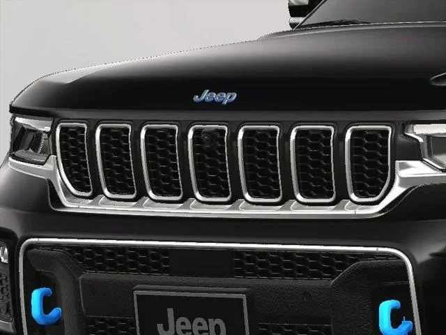 New 2024 Diamond Black Crystal Pearl-Coat Exterior Paint Jeep Overland image 15