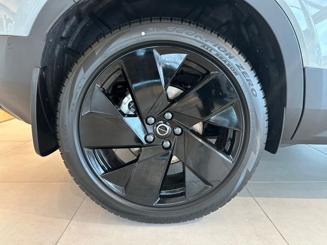 New 2026 Gray Volvo B5 Ultra Black Edition image 19