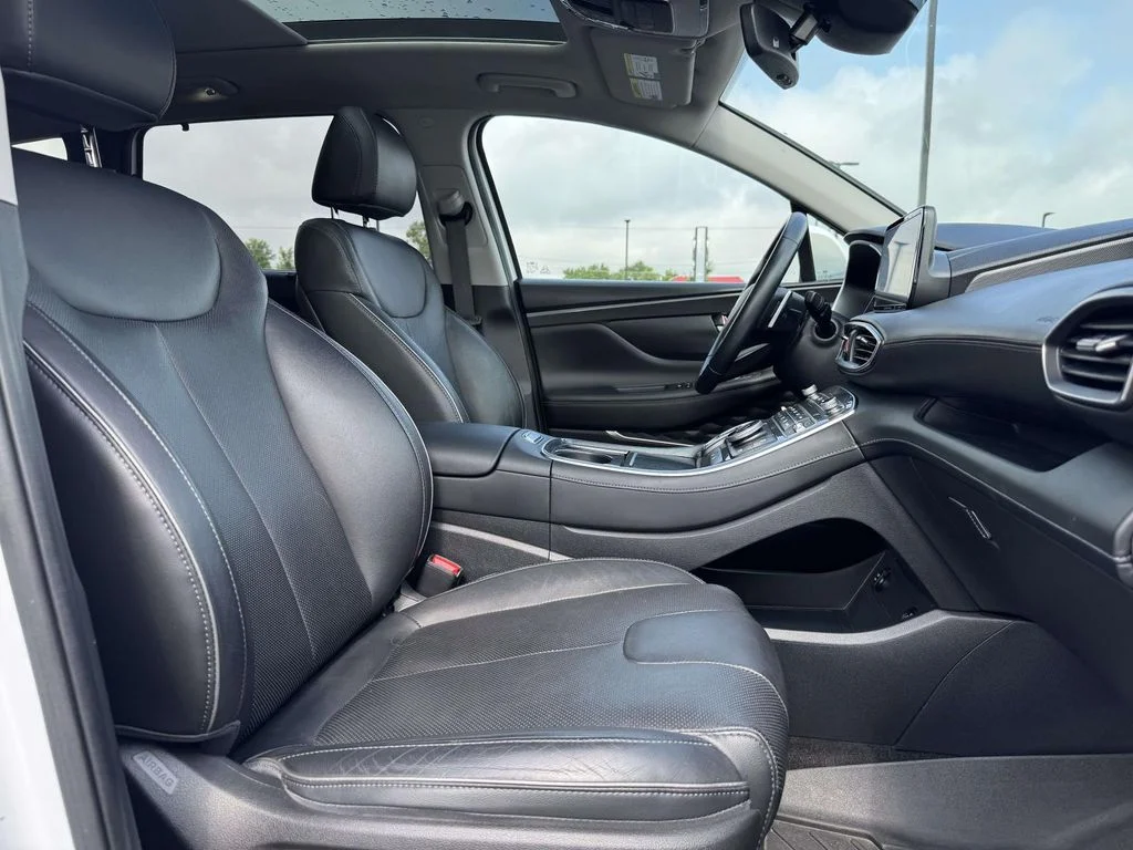 Used 2022 Gray Hyundai SEL image 15