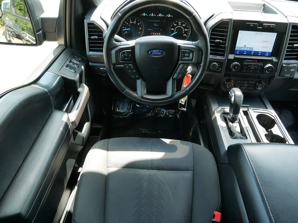 Used 2019 Gray Ford XLT image 12