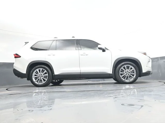 Used 2024 Beige Toyota Platinum image 33