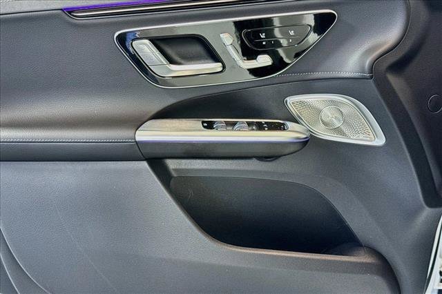 New 2026 Polar White Mercedes-Benz EQE 320 image 45