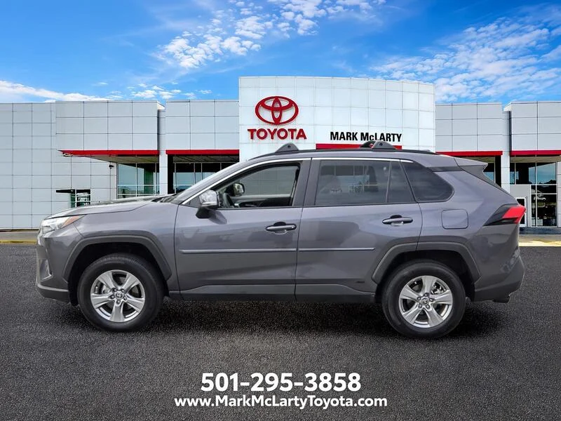 Used 2025 Magnetic Gray Metallic TOYOTA HYBRID XLE AWD image 2
