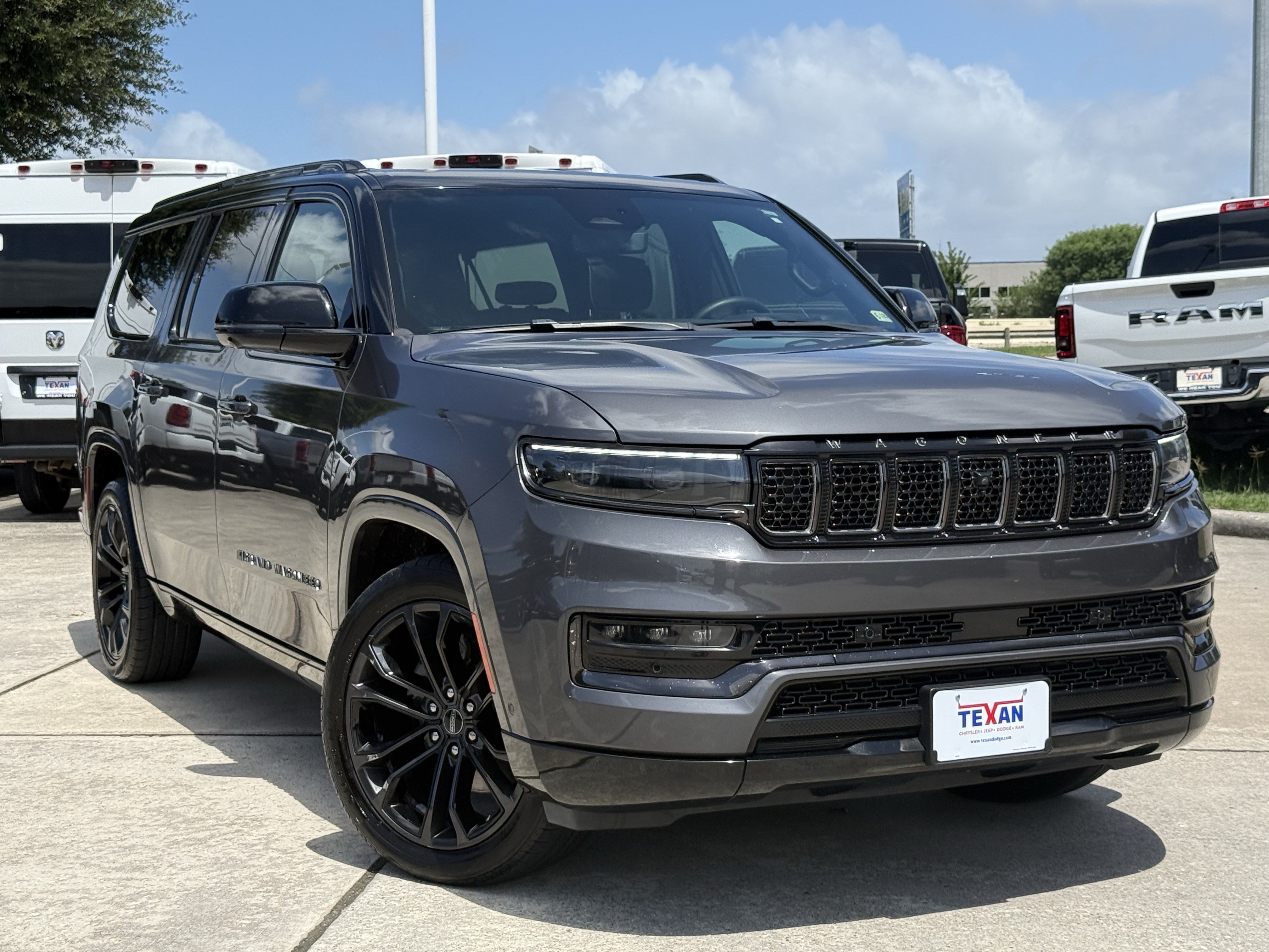 Used 2024 Baltic Gray Metallic Clearcoat Jeep  image 2