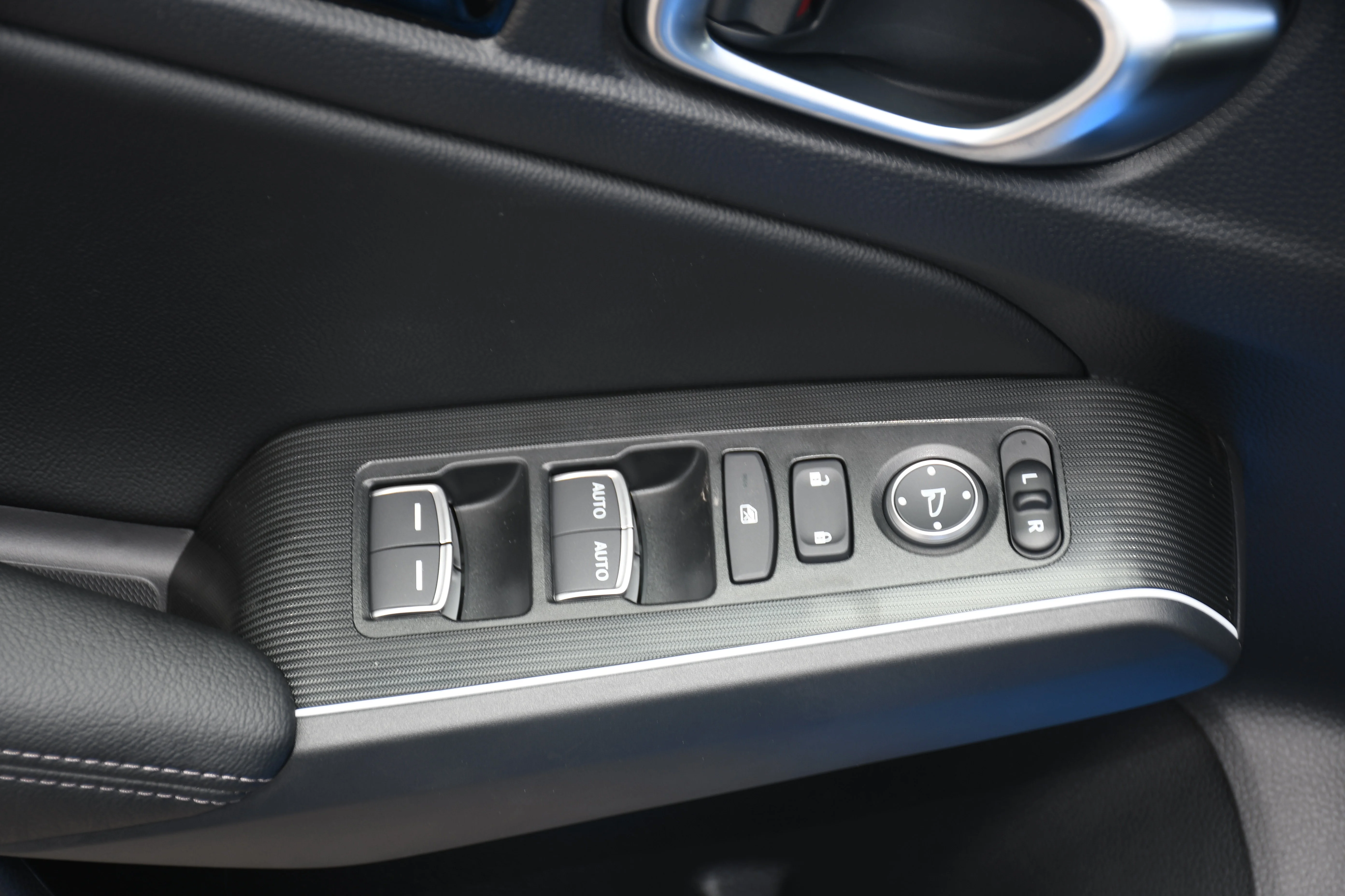 New 2026 Boost Blue Pearl Honda Sport Touring image 6