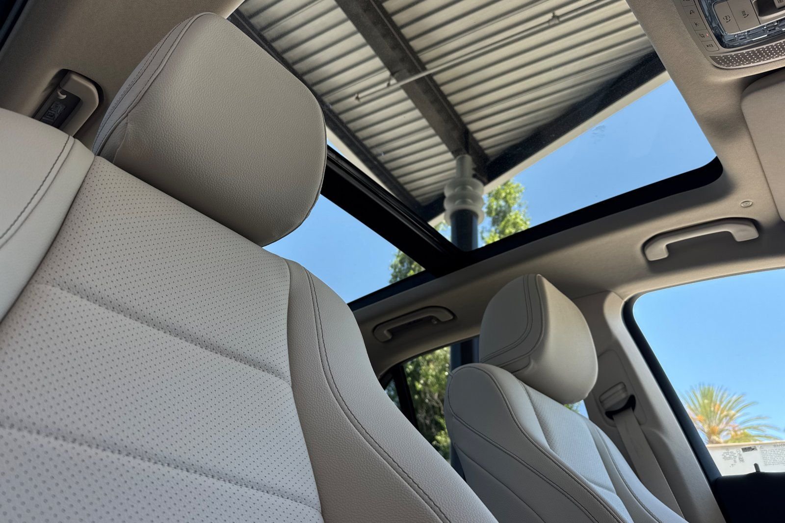 New 2026 Twilight Blue Metallic Mercedes-Benz GLE 350 image 33