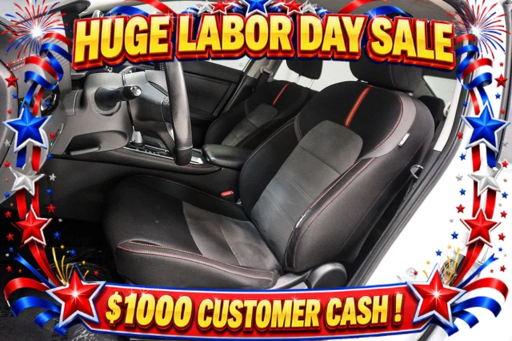 Used 2022 White Nissan SR image 6