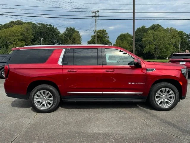 Used 2024 Red GMC Denali image 9