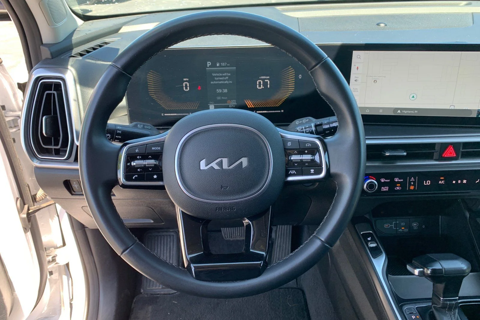 Used 2024 White Kia S image 30
