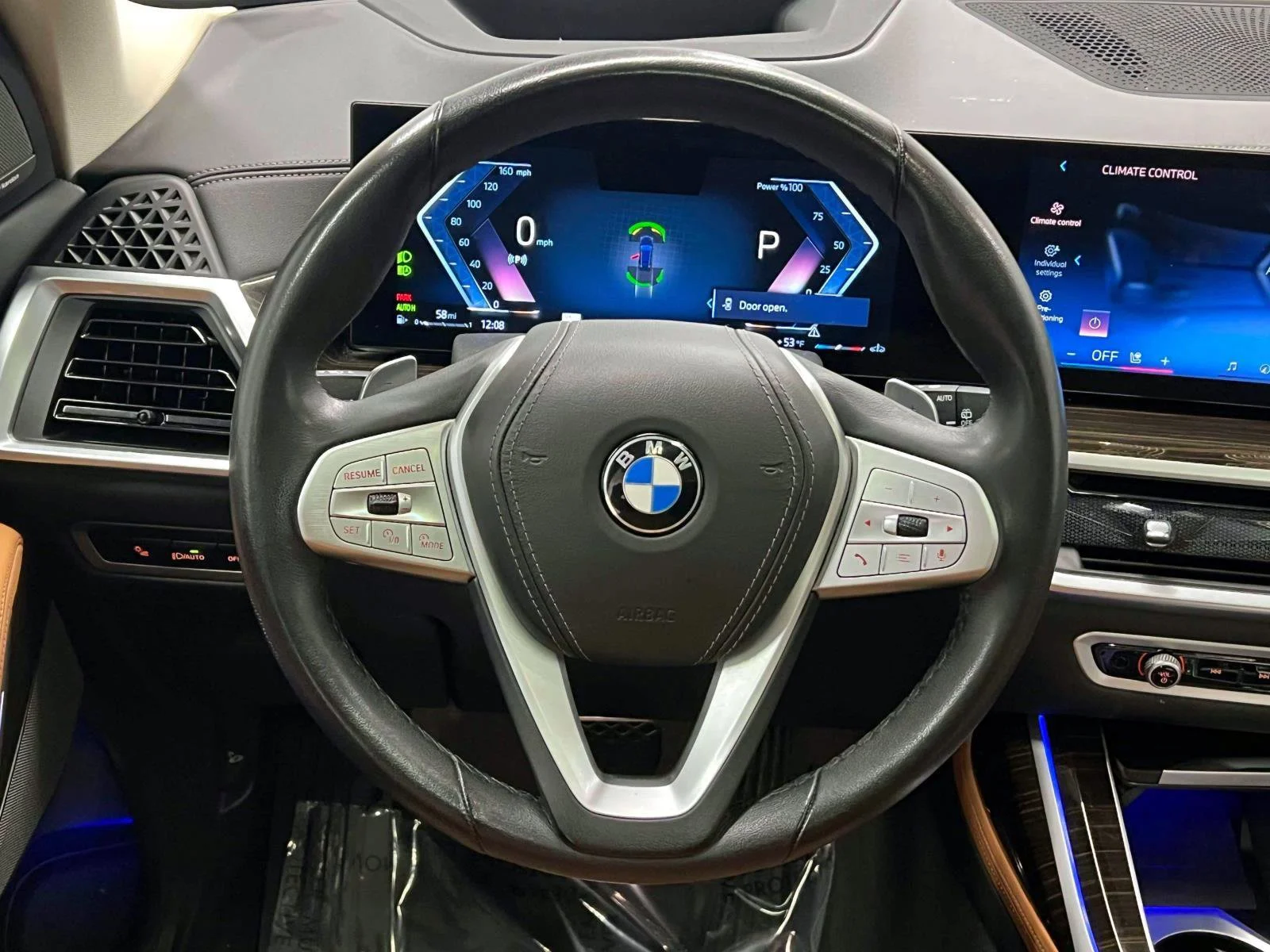 Used 2024 Black BMW xDrive40i image 14