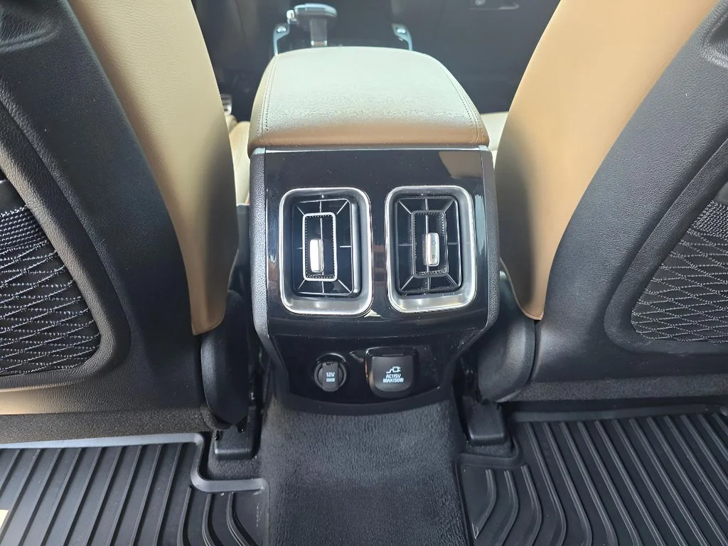 Used 2024 Gravity Grey Kia X-Pro SX Prestige image 27