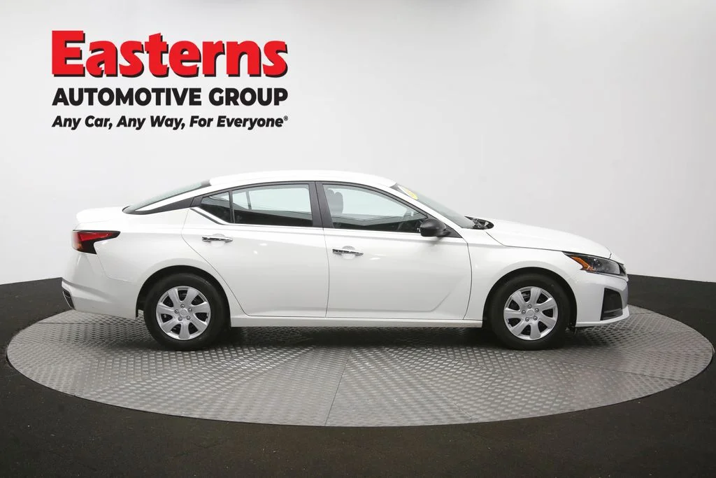 Used 2024 White Nissan 2.5 S image 43