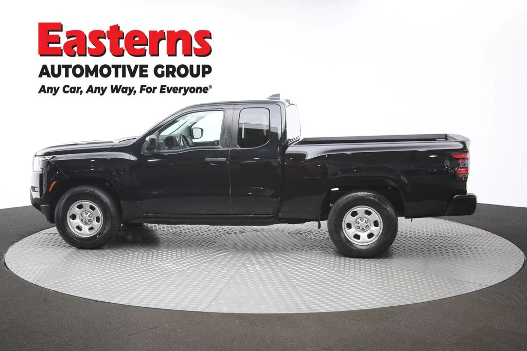 Used 2022 Black Nissan S image 58