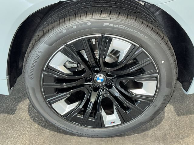 New 2026 Brooklyn Grey Metallic BMW 30 xDrive image 25