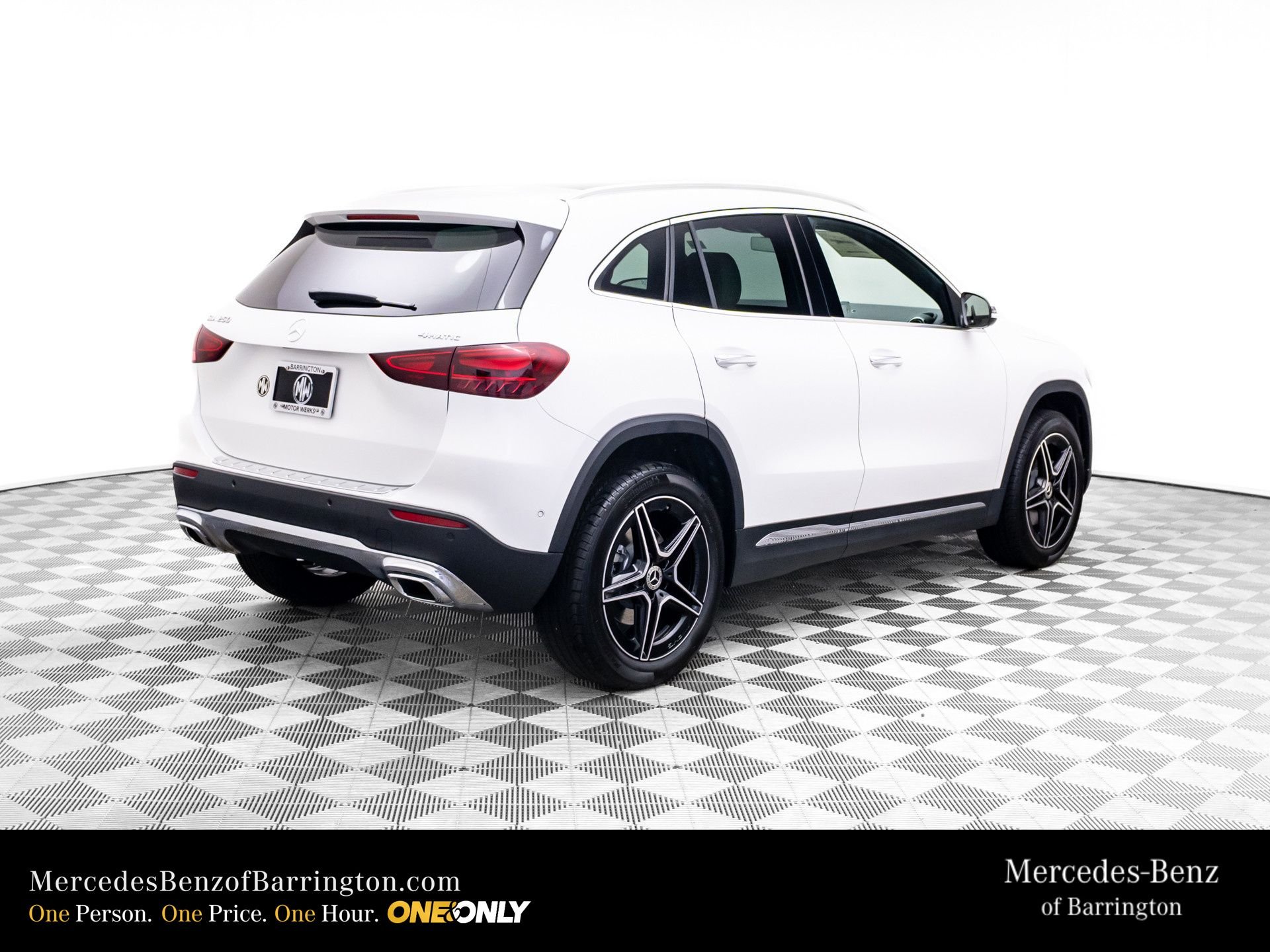 New 2026 Polar White Mercedes-Benz GLA 250 image 6