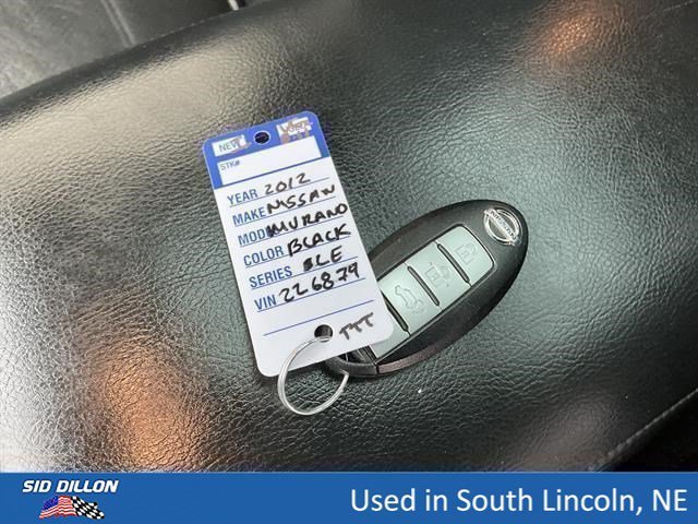 Used 2012 Platinum Graphite Metallic Nissan LE image 7