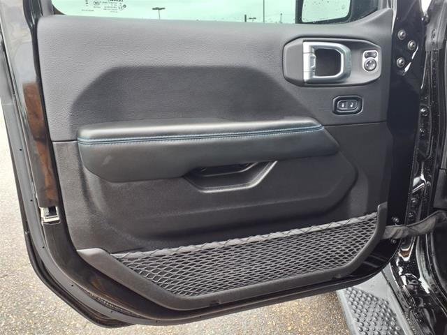 Certified Used 2024  Jeep  image 4