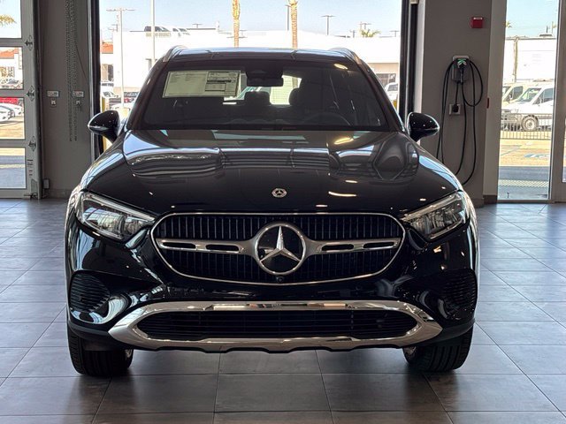 New 2026 Black Mercedes-Benz GLC 300 image 37