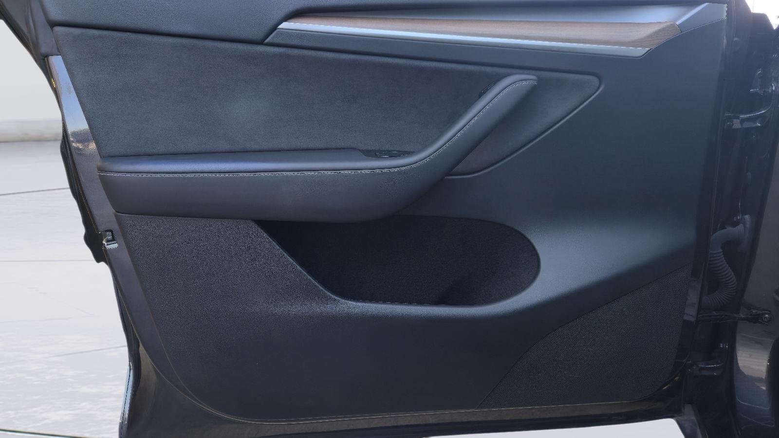Used 2024 Solid Black Tesla Long Range image 12