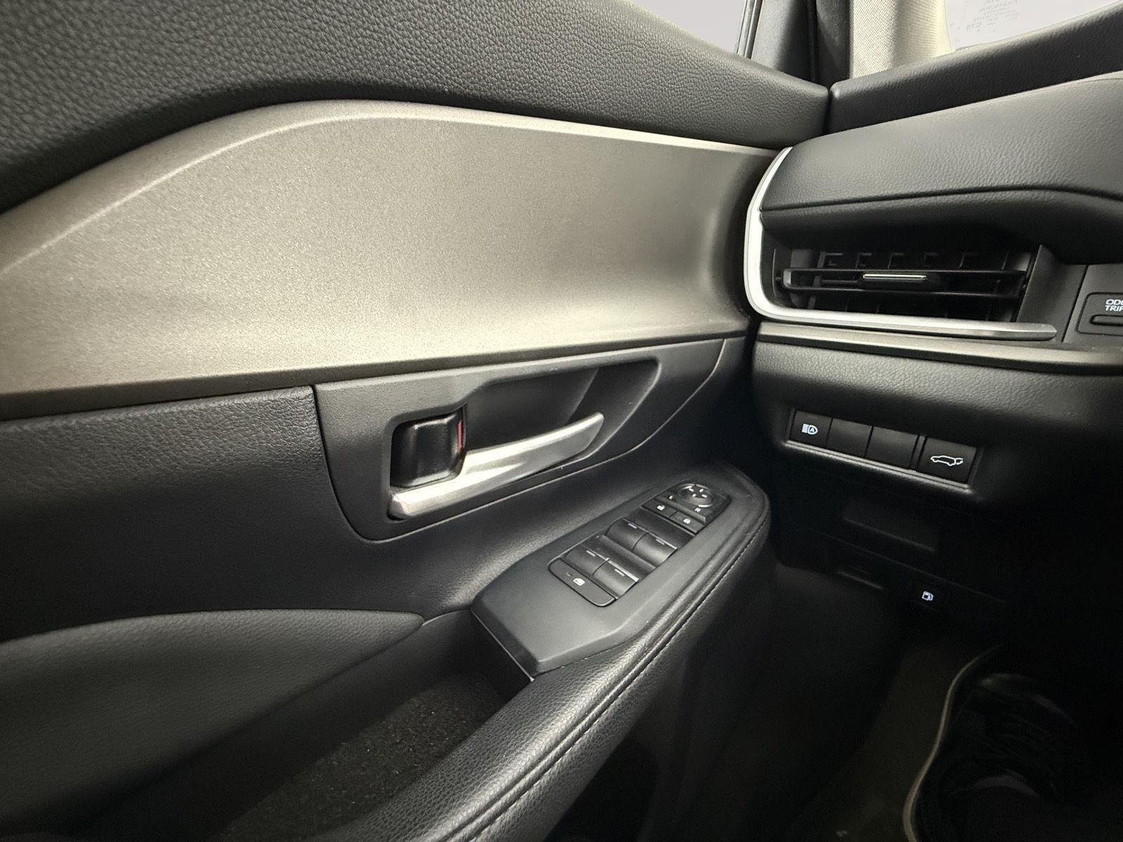 Used 2024 Coastal Cream Toyota XLE image 20