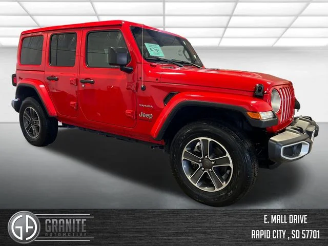 Used 2023 Red Jeep Sahara image 8
