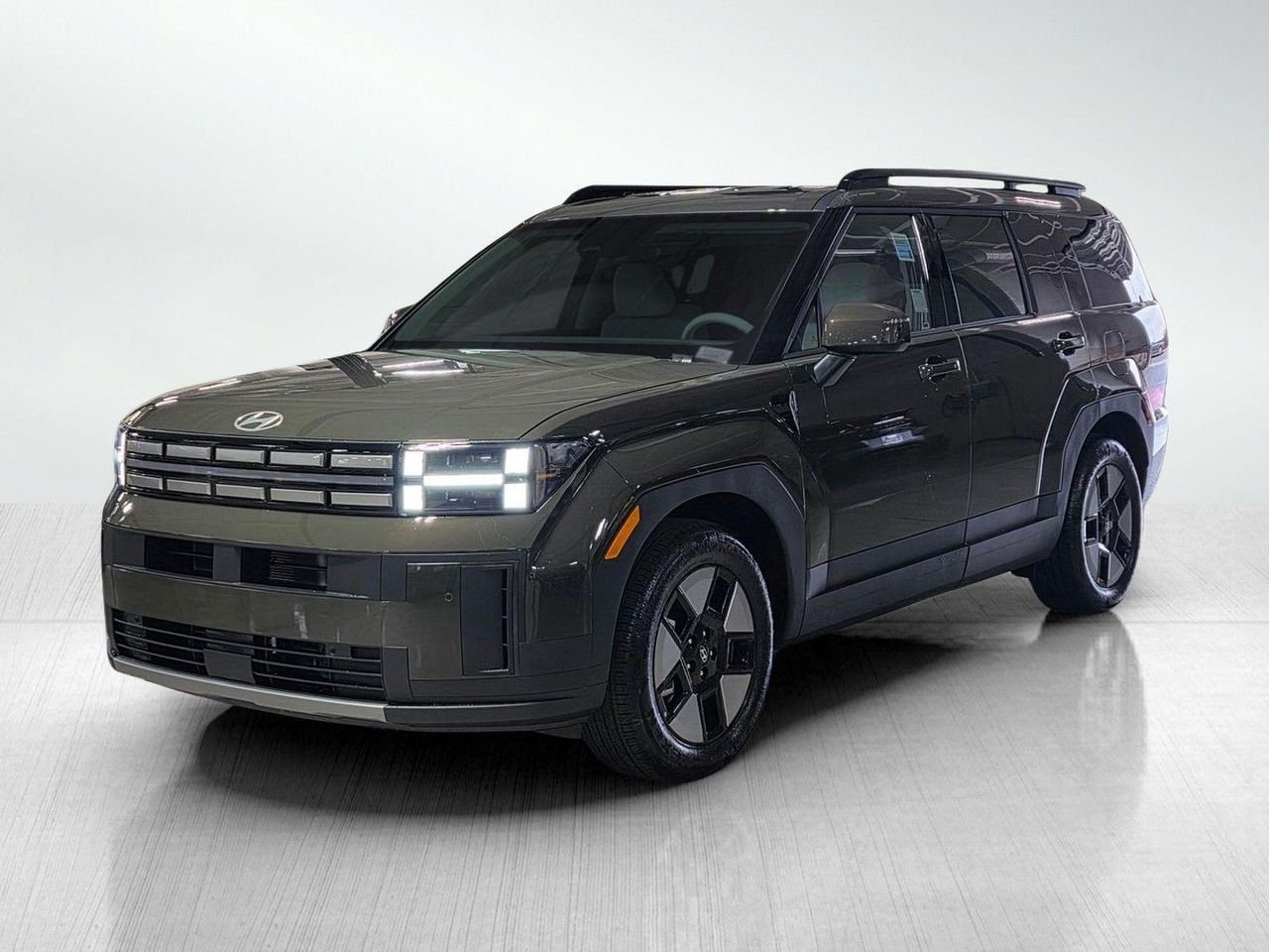 New 2026 Rockwood Green Hyundai SEL image 3