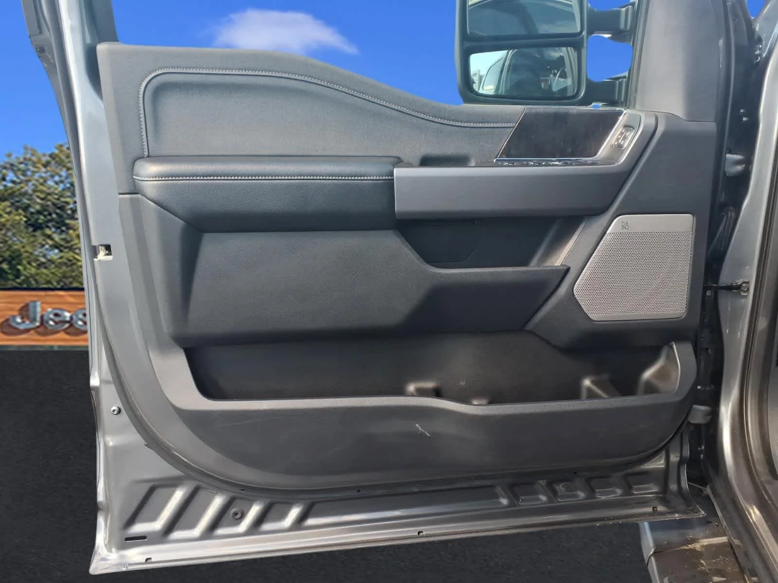 Used 2024 Carbonized Gray Ford LARIAT image 11