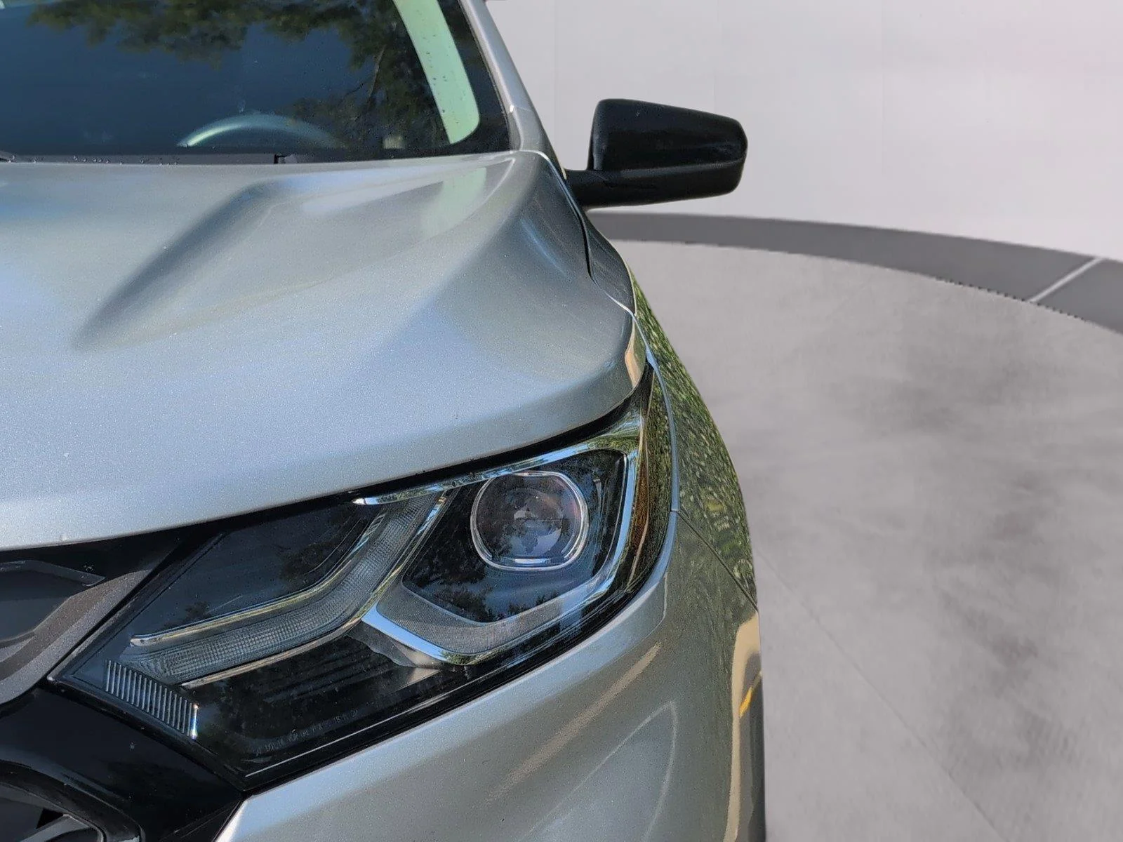 Used 2021 SILVER ICE METALLIC Chevrolet Premier image 34