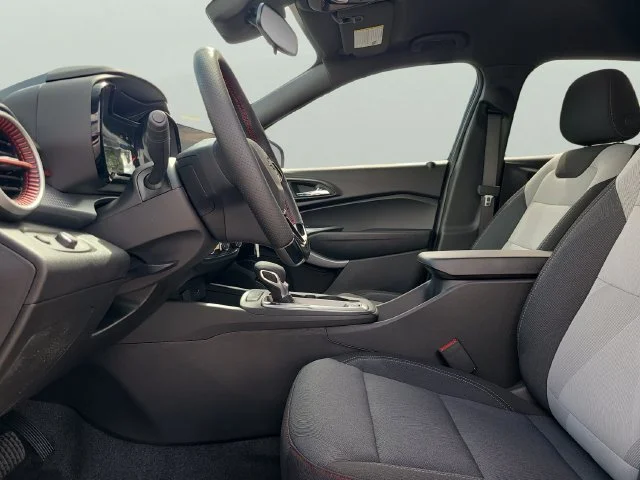 New 2026 Mosaic Black Metallic Chevrolet 1RS image 19