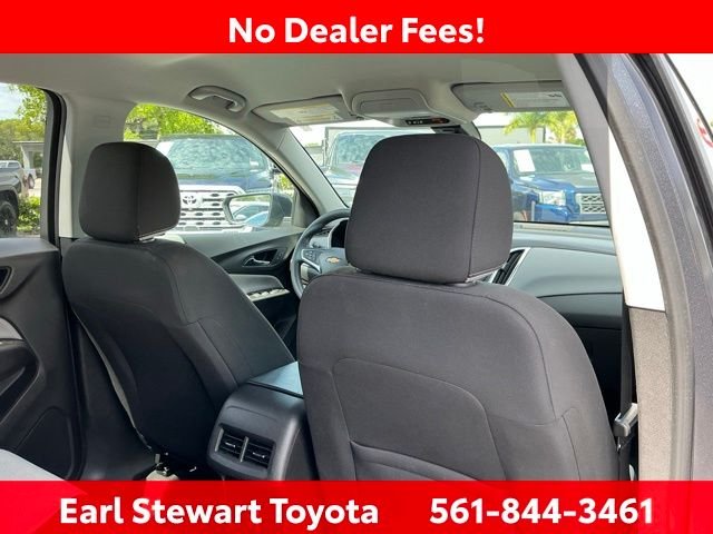 Used 2022 Gray Chevrolet LT image 32
