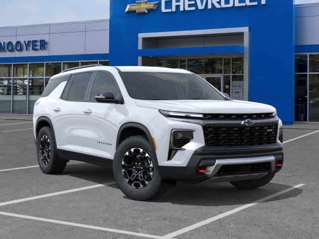2027 Chevrolet Traverse Z71 - Photo 7