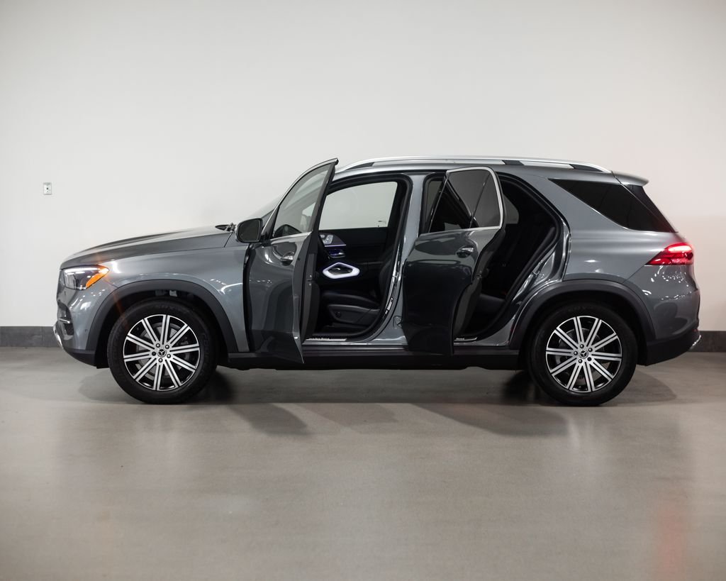 Used 2026 Black Mercedes-Benz GLE 350 image 3