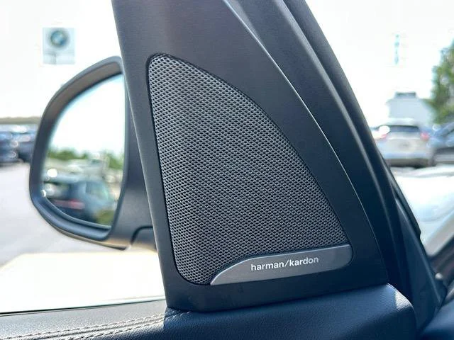 Certified Used 2025 Skyscraper Grey Metallic BMW xDrive40i image 17