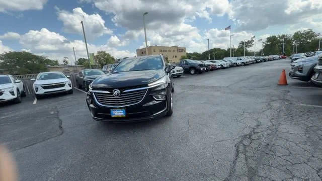 Certified Used 2023 Includes Spectra Gray lower exterior accent color.) Buick Premium image 3
