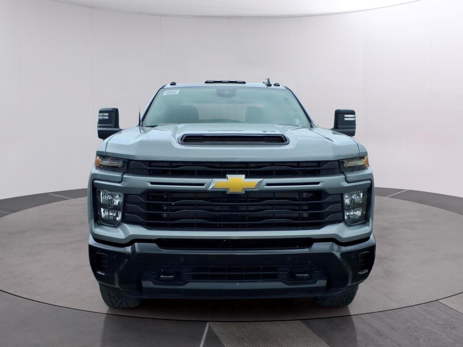New 2026 Sterling Gray Metallic Chevrolet Custom image 8