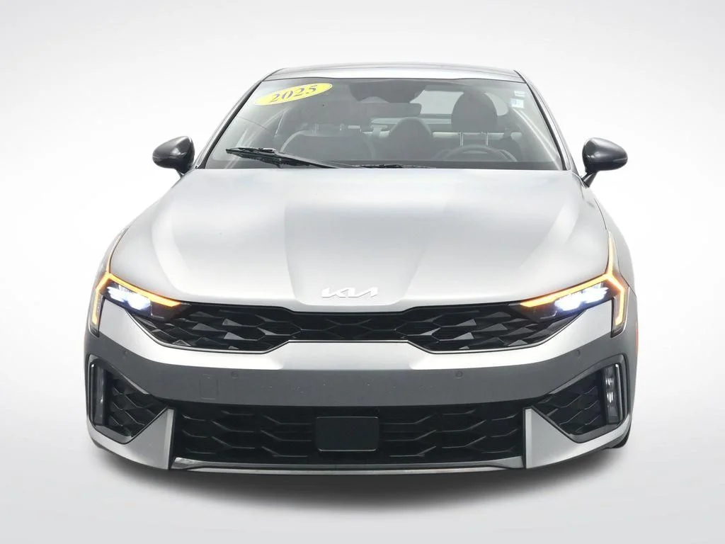 Used 2025 Steel Kia GT-Line image 2