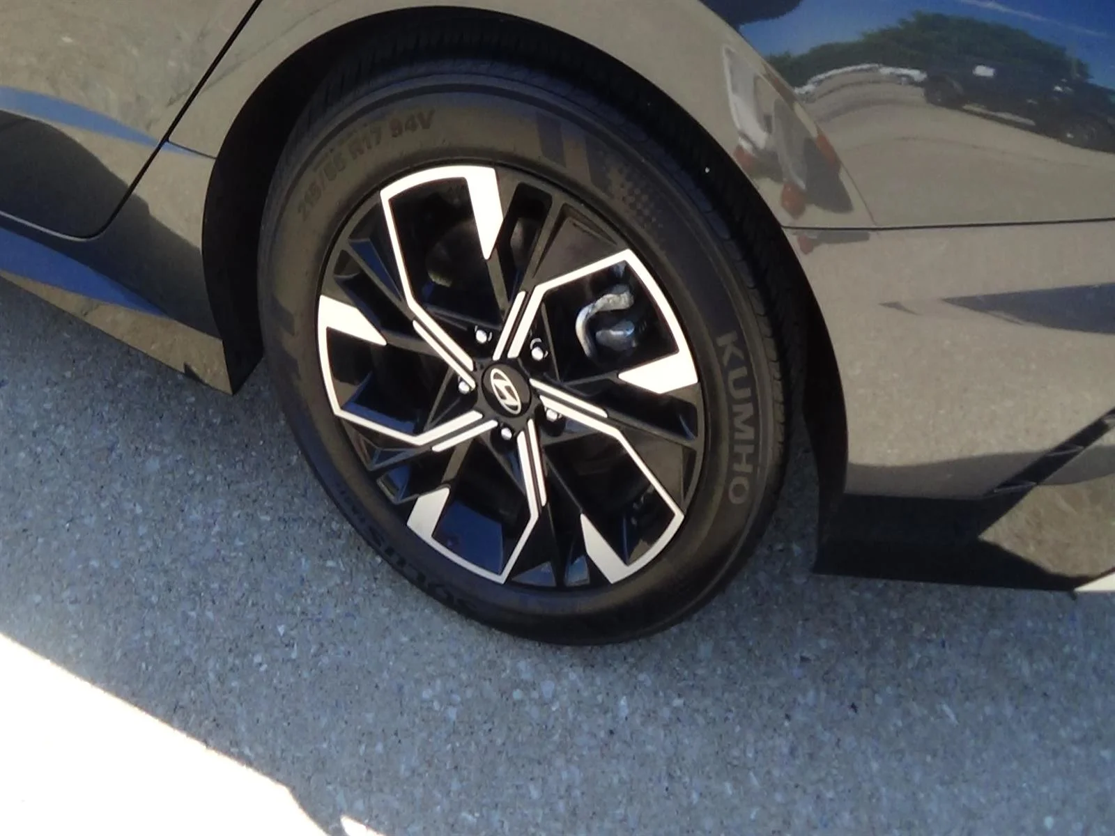 Used 2025 Portofino Gray Metallic (t2g) Hyundai SEL image 9