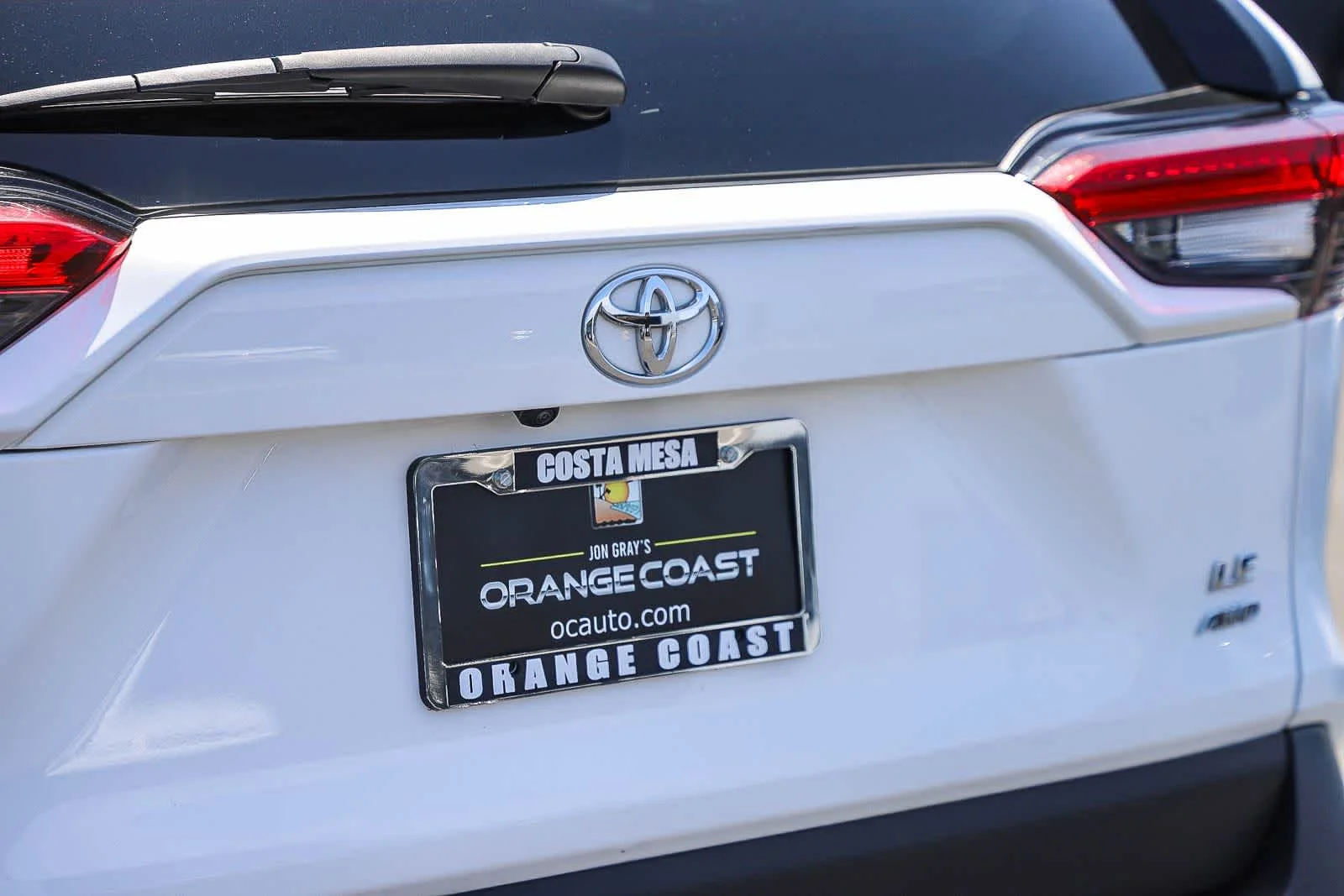 2024 Toyota RAV4 LE - Photo 10