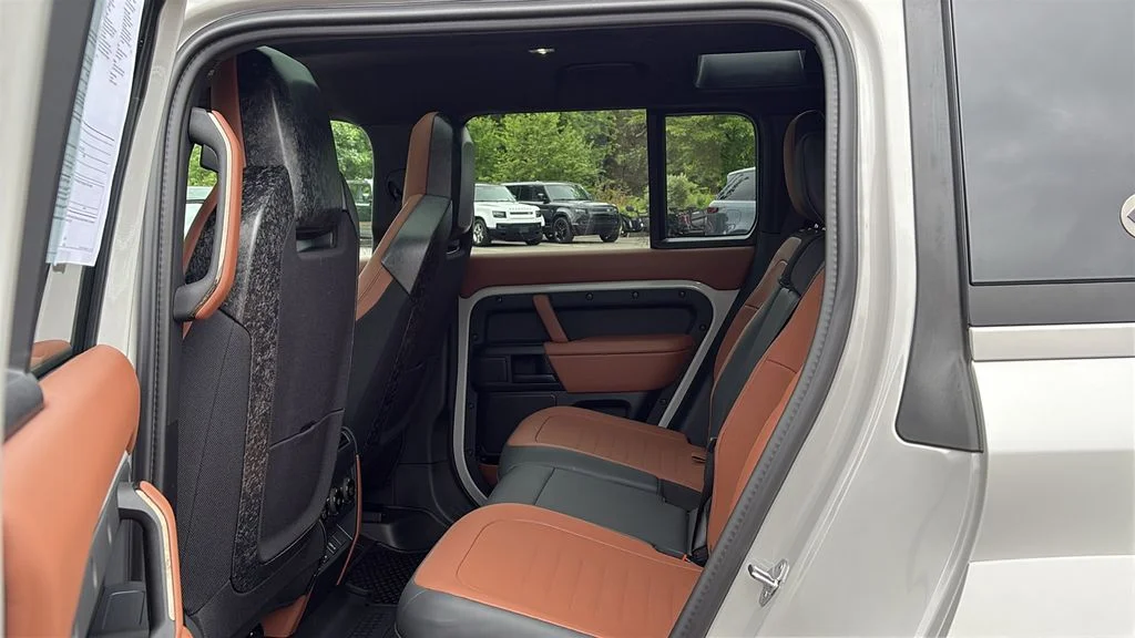 Certified Used 2026 Gray Land Rover OCTA image 24