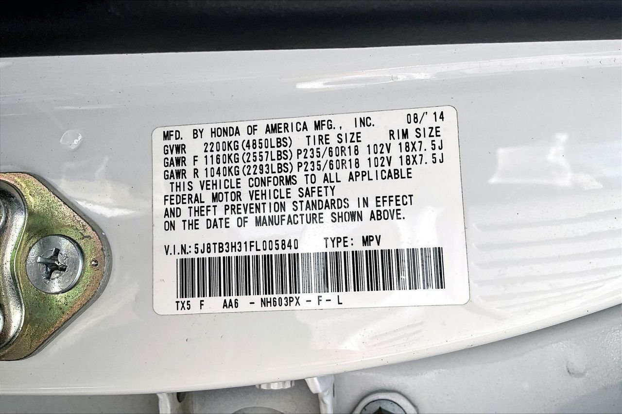 Used 2015  Acura Base image 16