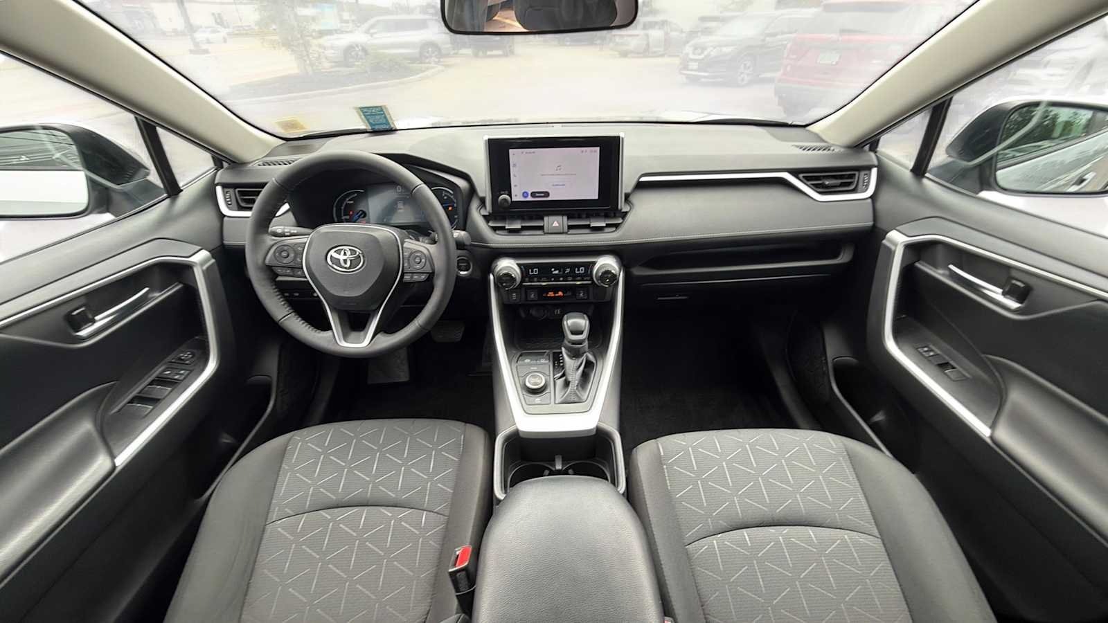 Used 2024 Silver Sky Metallic Toyota Hybrid XLE image 23