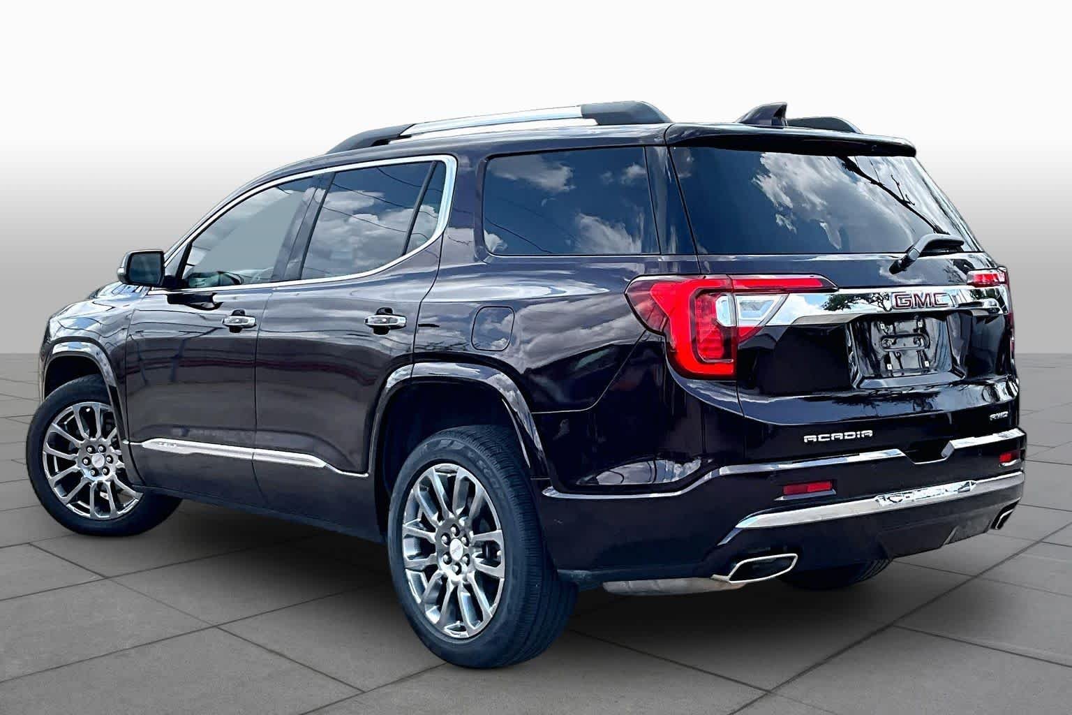 Used 2020 Red Mahogany Metallic GMC Denali image 12